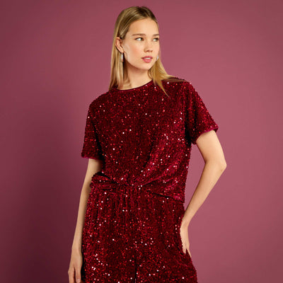 Tee-shirt court à sequins ROUGE