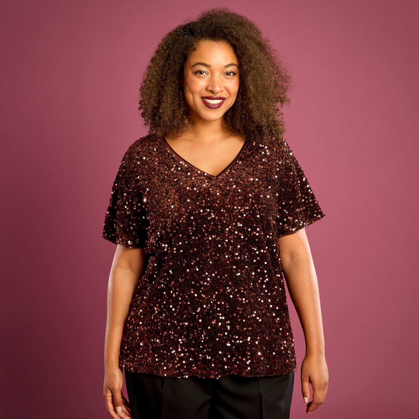 T-shirt avec sequins all-over manches courtes MARRON