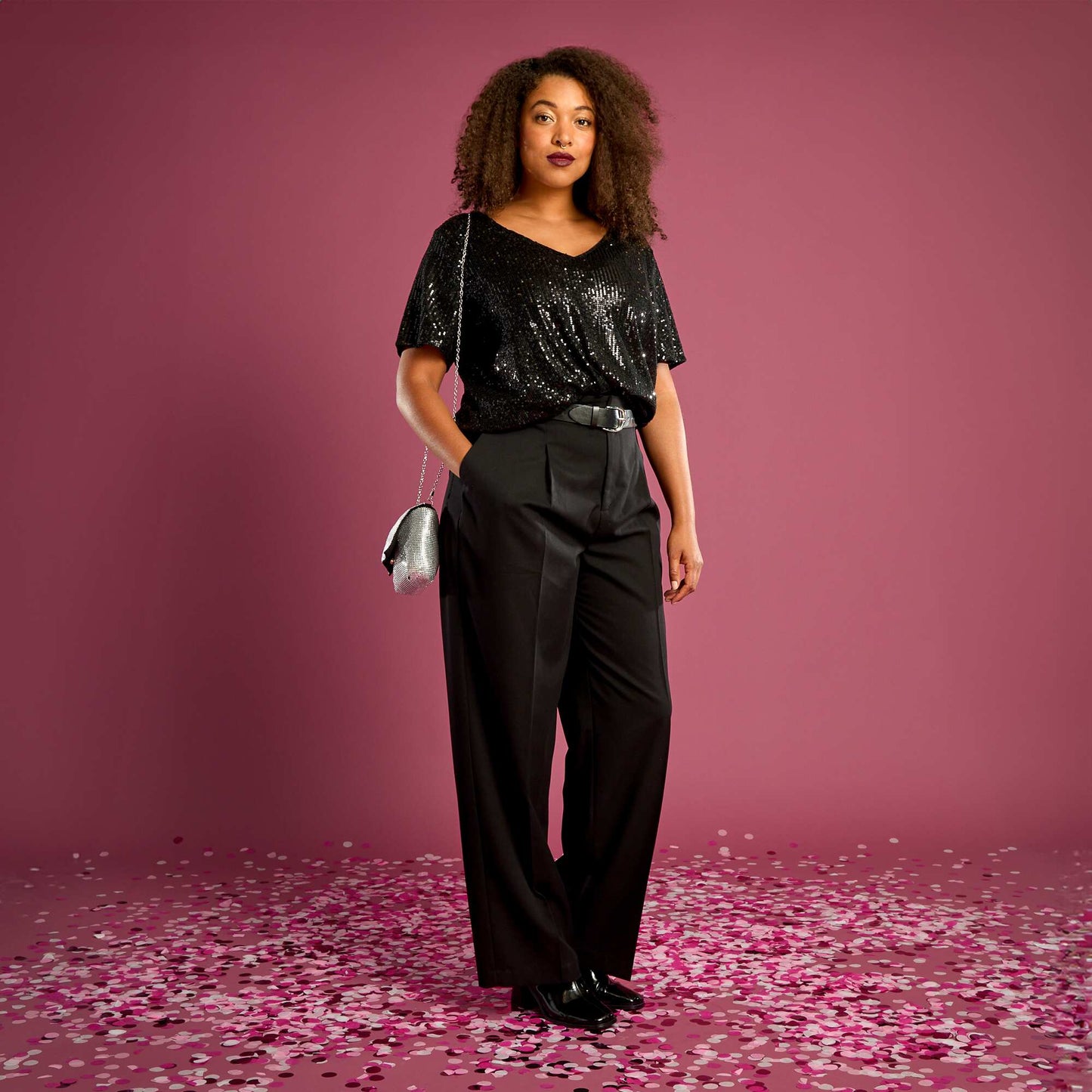 Tee-shirt manches courtes à sequins NOIR