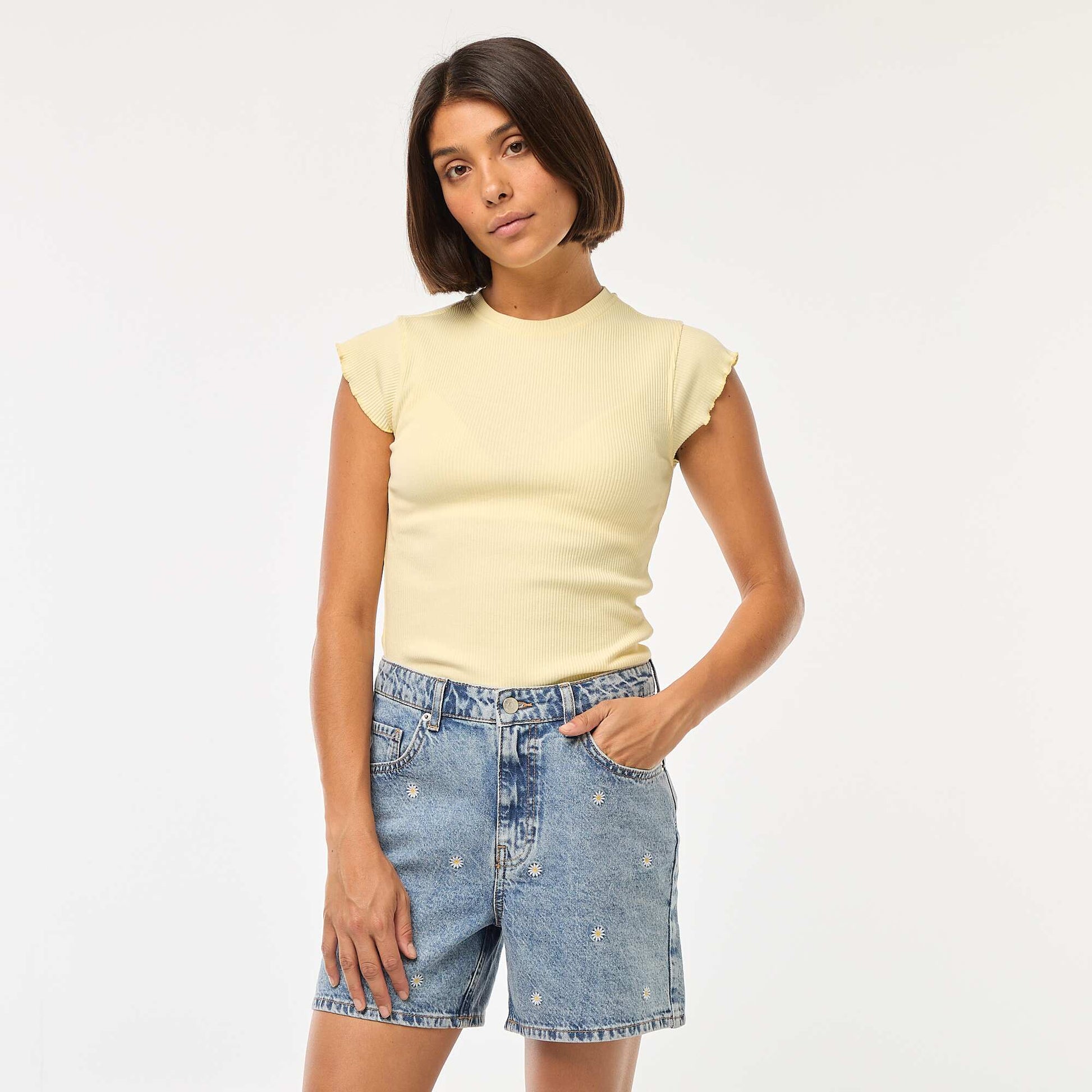 Tee-shirt côtelé avec manches volantées JAUNE
